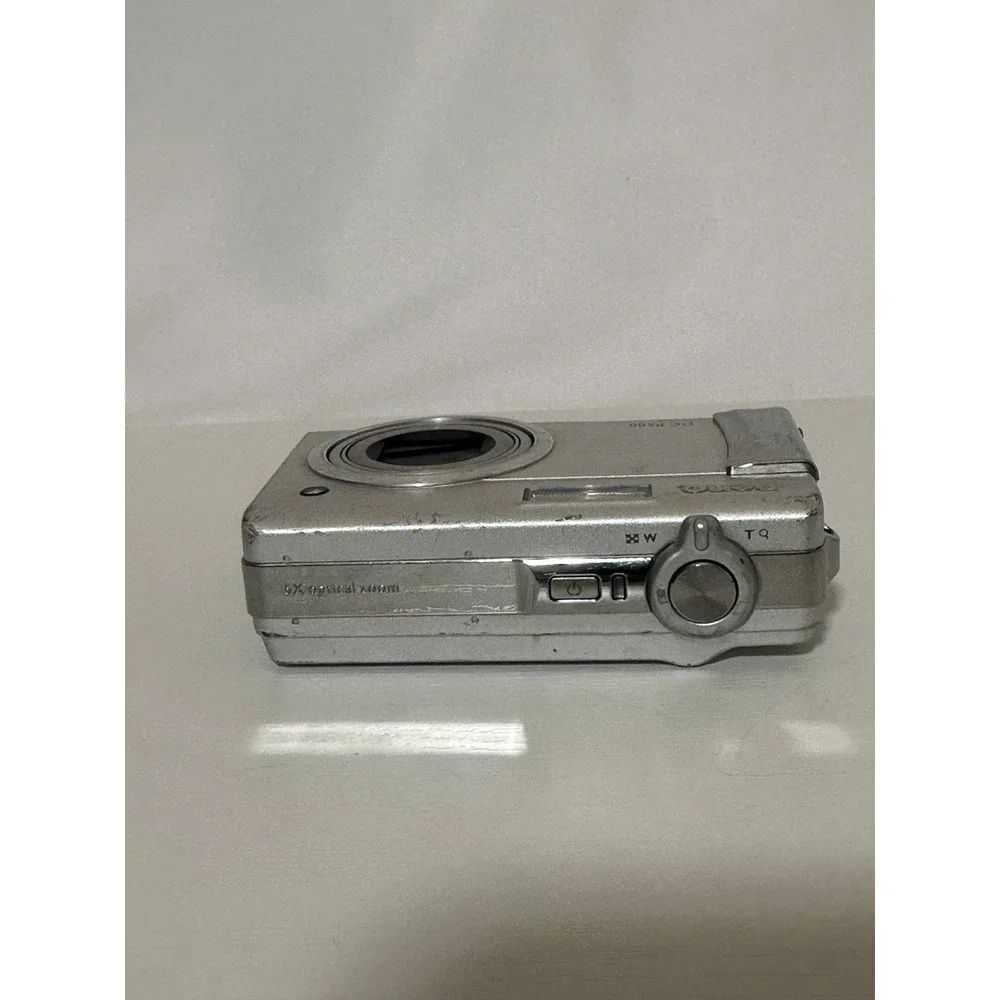 BenQ DC P500 digital camera For Parts Not Working
